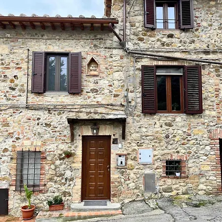 Vicino A Siena * Macialla